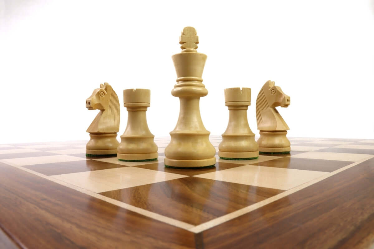 The Grandmaster Chess Set - My Chess Sets