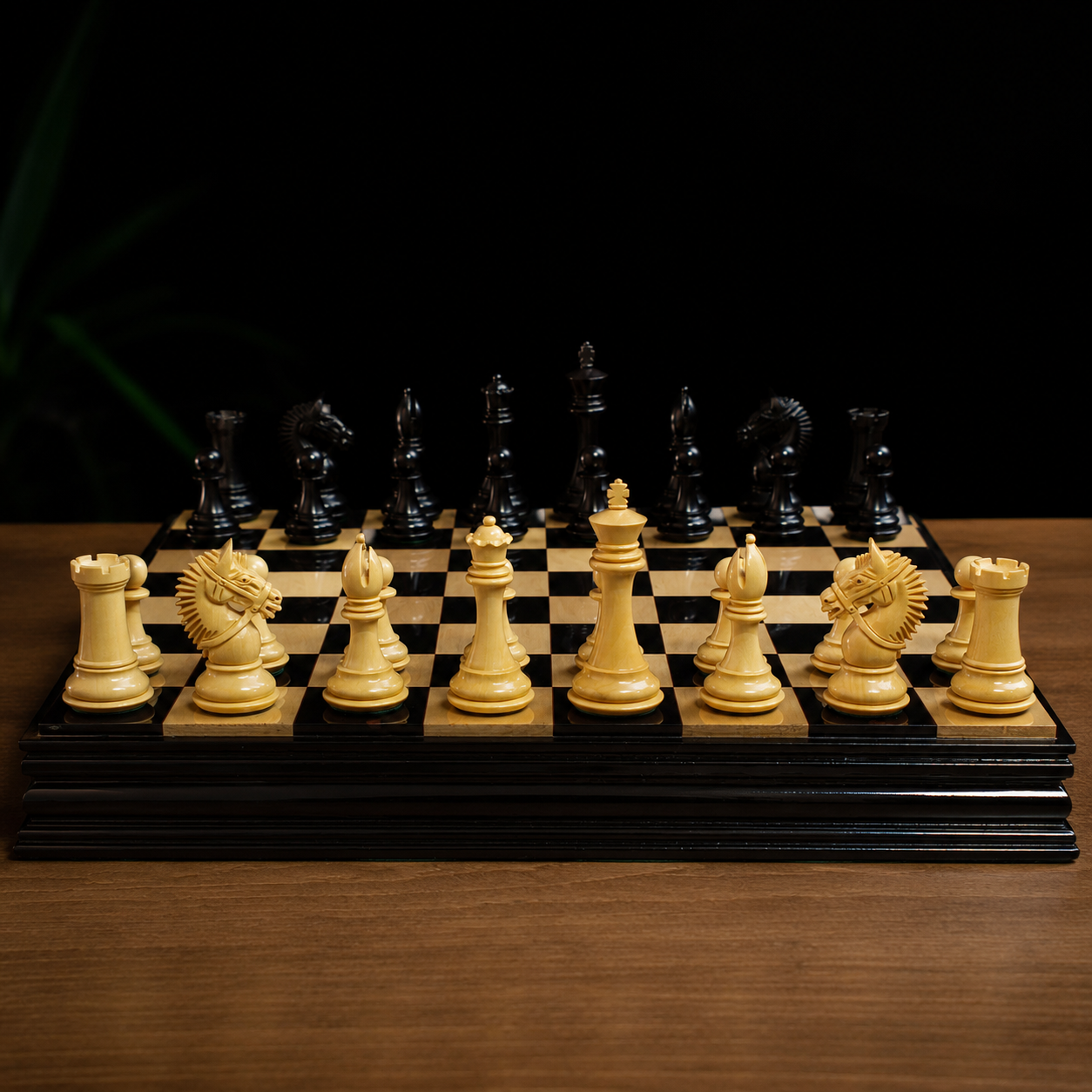 Ebony and Boxwood Luxury Chess Set – 4.25” King My Chess Sets