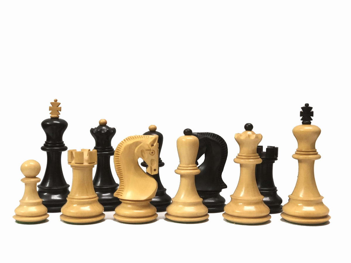Luxury Russian Zagreb chess pieces set in boxwood and ebonized wood, featuring 3.7 inch king.