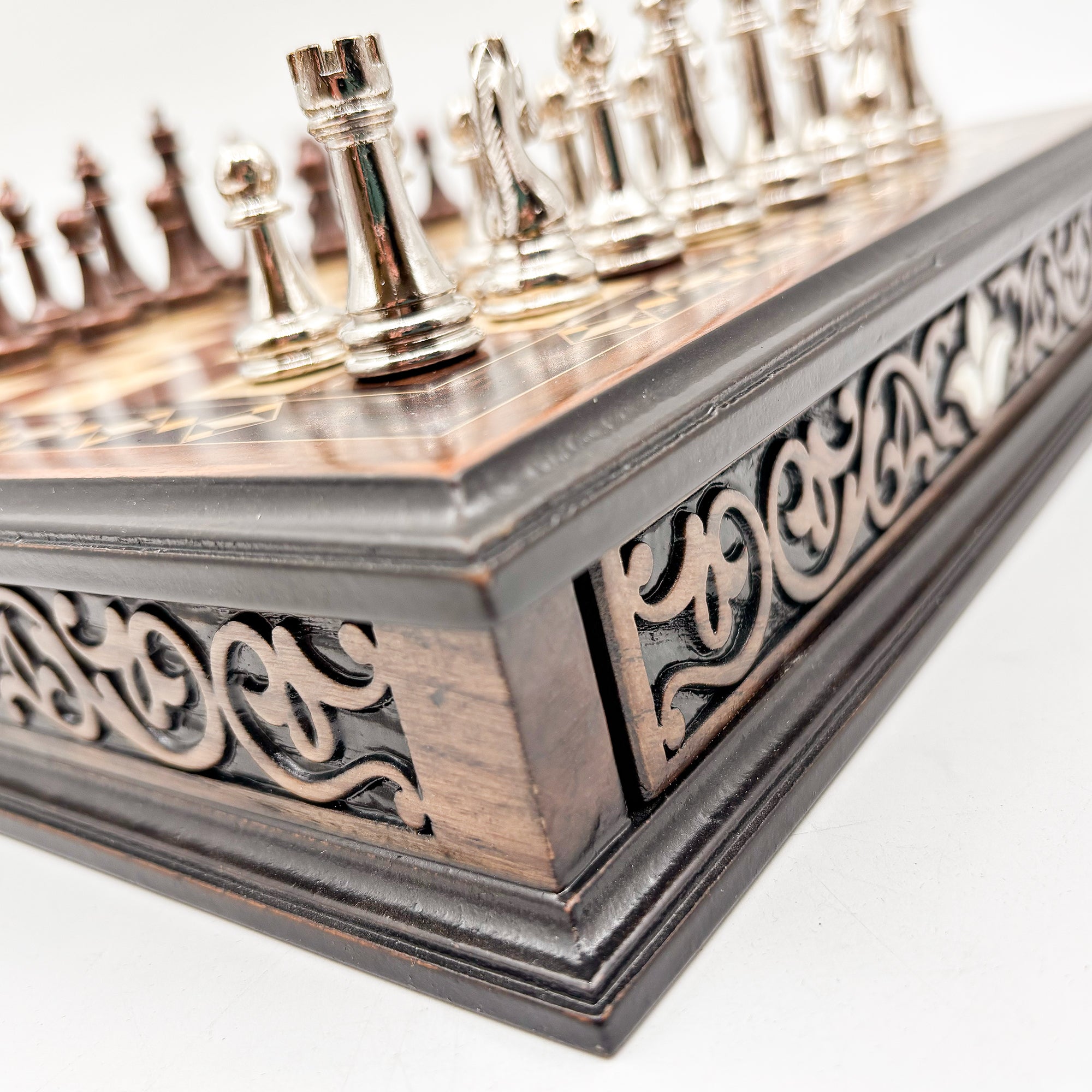 Personalized Handcrafted Wooden Chess Set with Storage Drawer - Walnut & Rosewood My Chess Sets