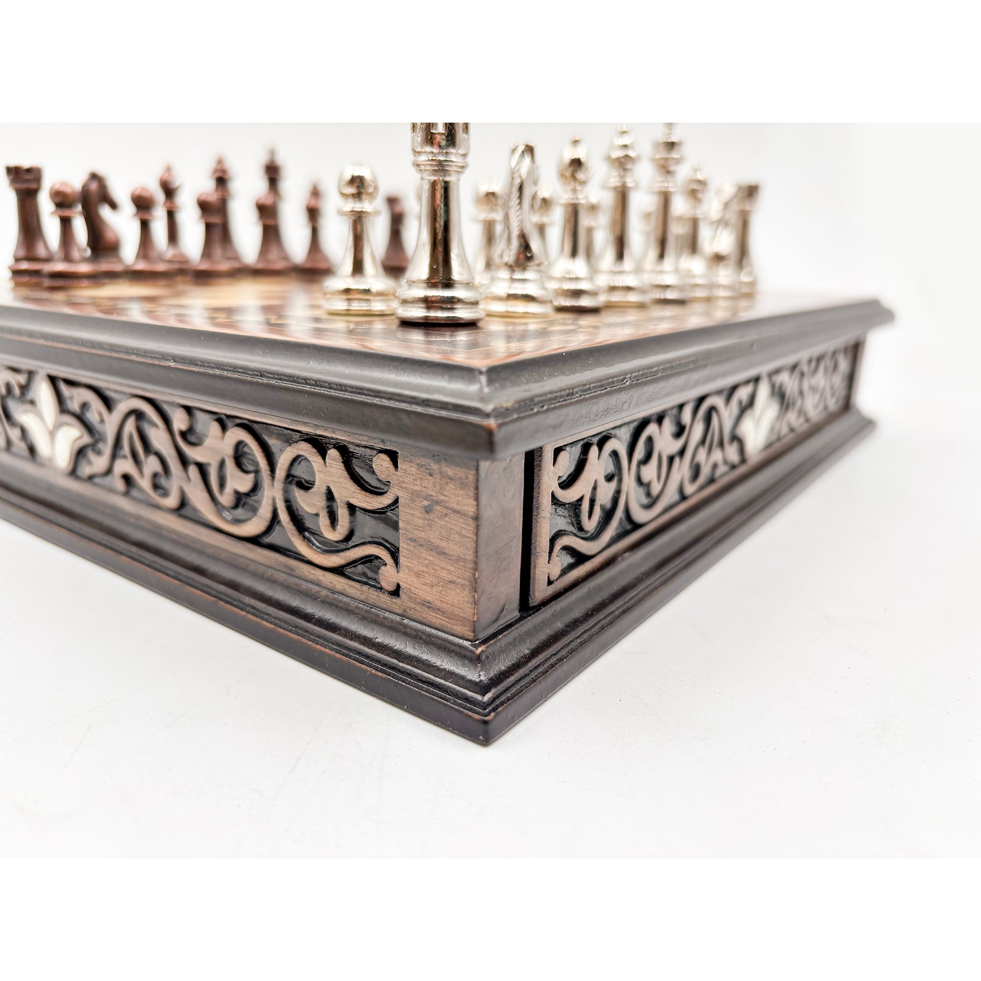 Personalized Handcrafted Wooden Chess Set with Storage Drawer - Walnut & Rosewood My Chess Sets