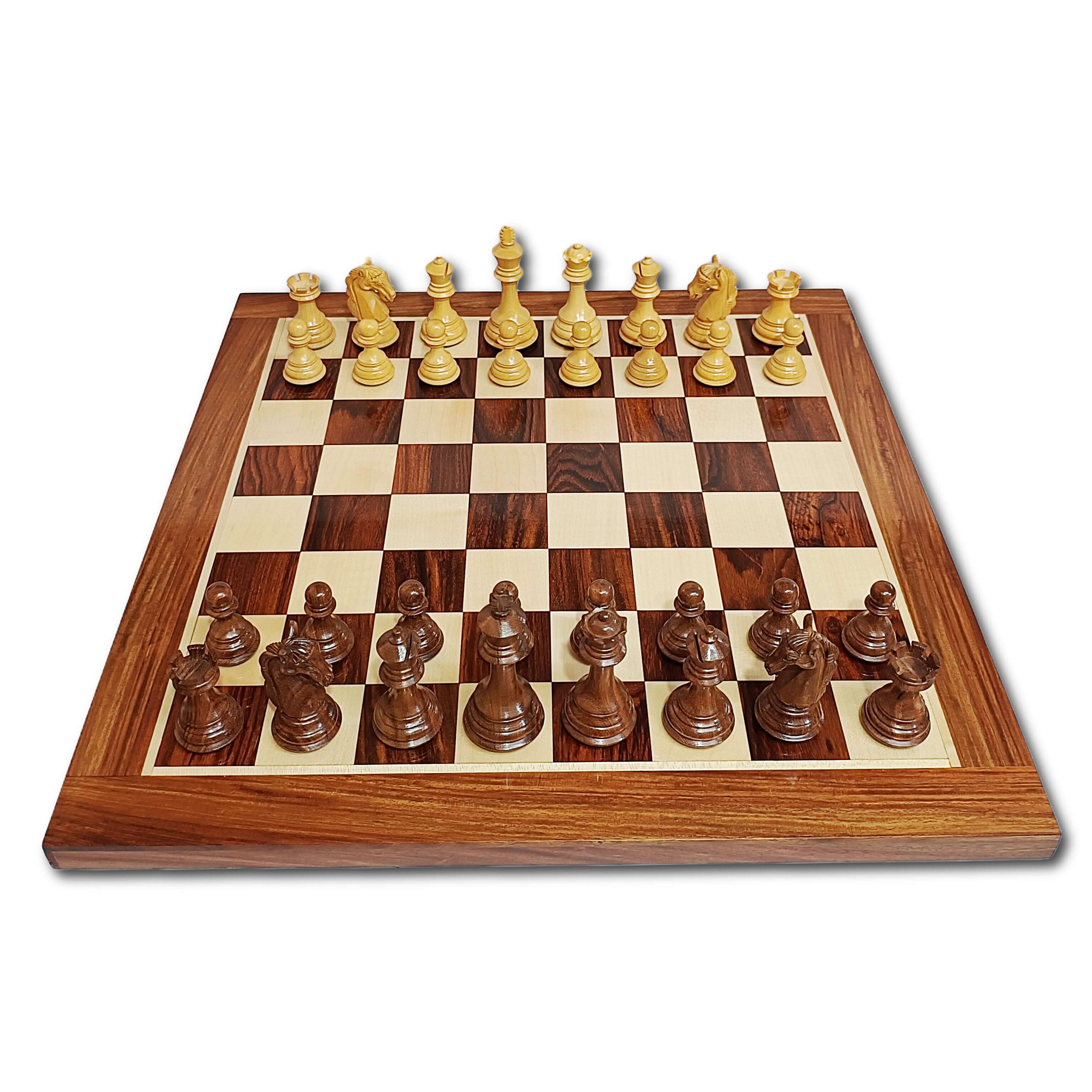 Colombian Staunton professional chess set on a golden rosewood chess board with boxwood and golden rosewood pieces.