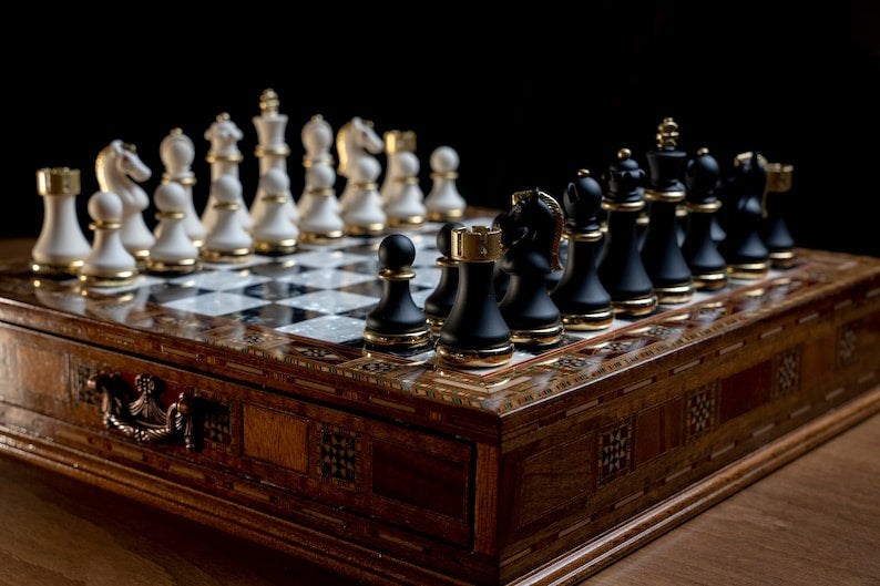 Custom Luxury Chess Set With Storage Units (Walnut) My Chess Sets