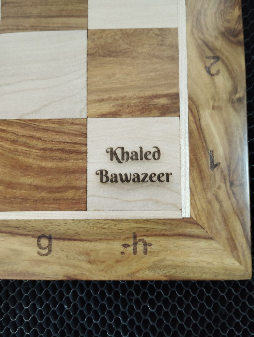 ENGRAVING ON WOOD - My Chess Sets