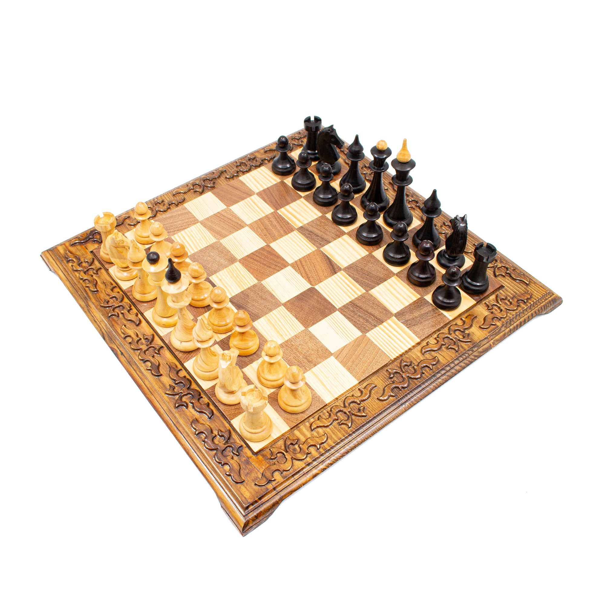 Chess setsChess Sets Discover a large variety of amazing chess sets! From classic wooden sets or themed designs, we have options to suit every taste. Whether you're a seasoned pro or new to the game, our selection caters to all levels. Explore our selecti