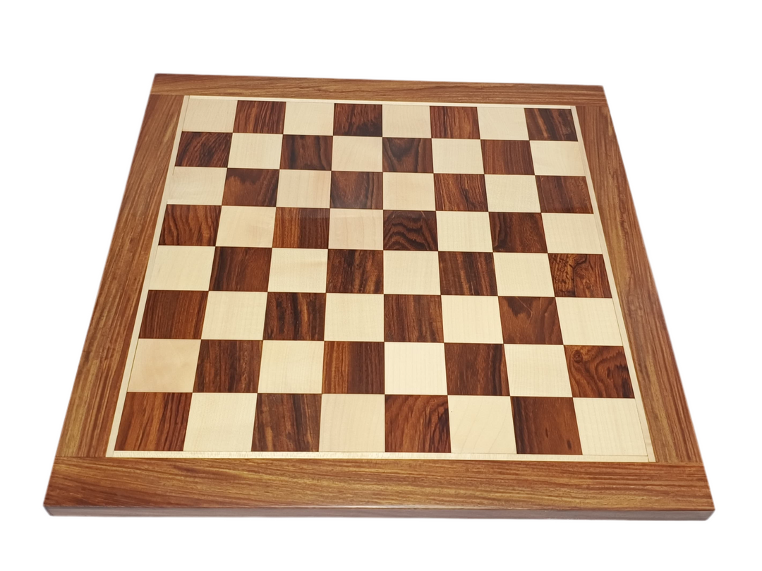 Luxury chess board made of golden rosewood and maplewood with 45mm squares and a polished finish.