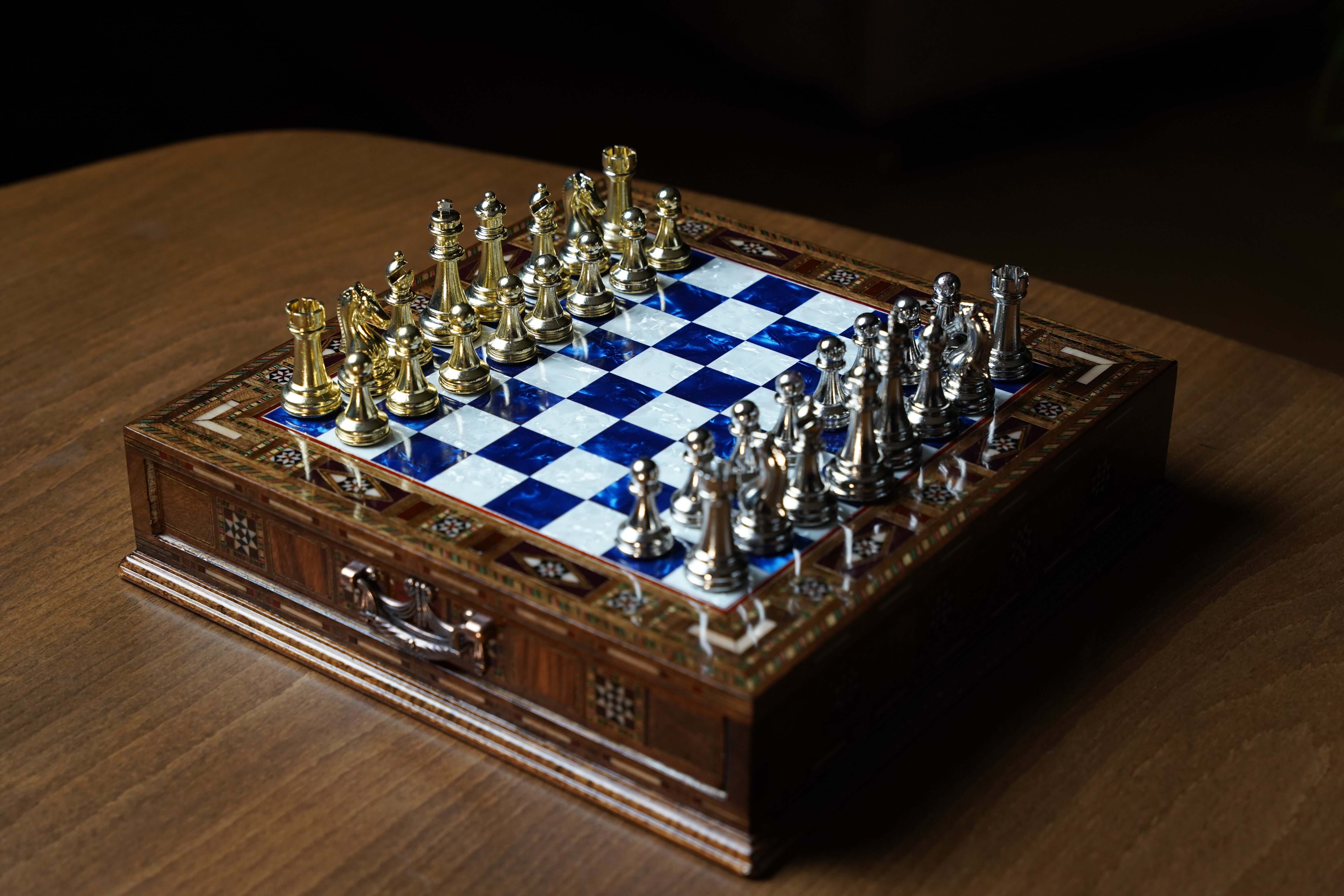 Handmade Luxury Chess Set With Storage Units (Blue)
