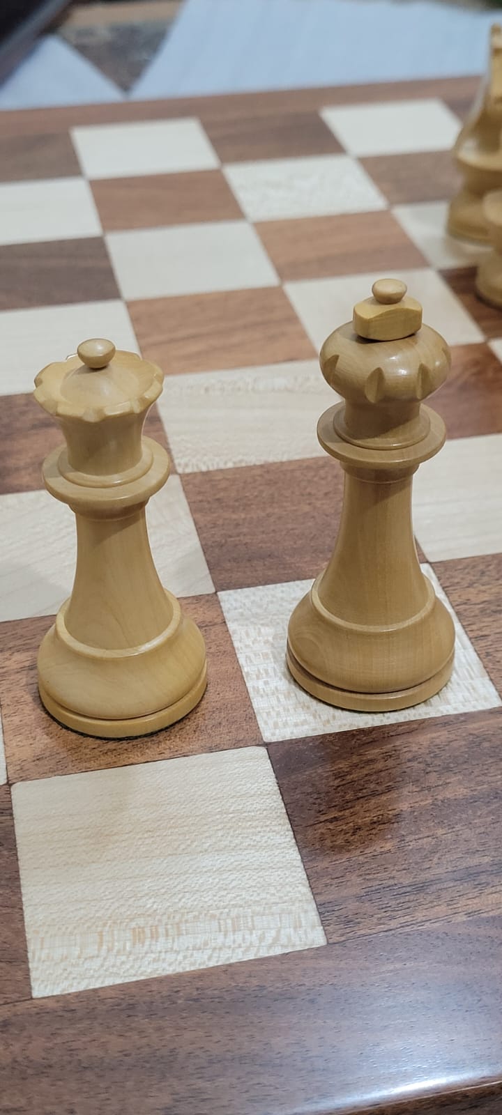 Special Edition Artist's Crafted Vintage Staunton Chess Set